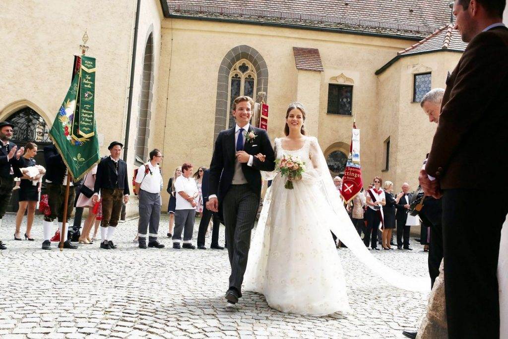 07-cleopatra-von-adelsheim-wedding (1)