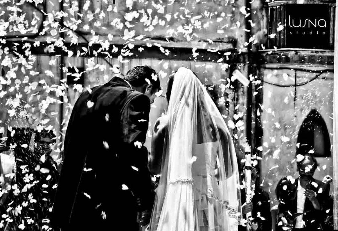 IL PRIMO AUGURIO AGLI SPOSI: IL LANCIO DEL RISO - Weddings